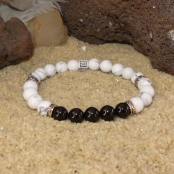 Howlite - tourmaline